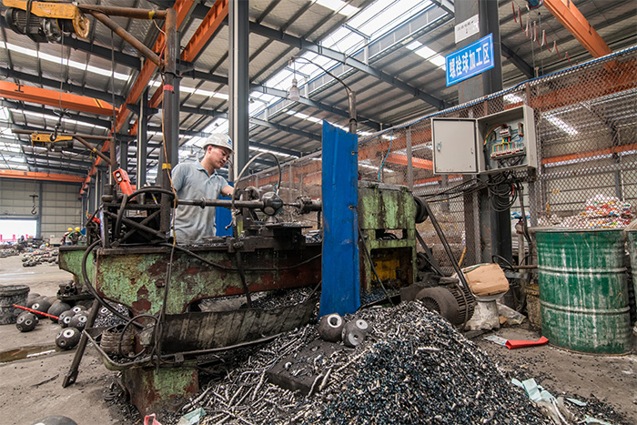 红河网架配件车间